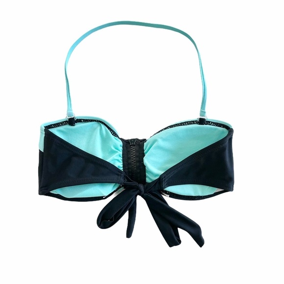 Arizona Jean Co. Convertible Halter Bikini Top - Picture 4 of 12